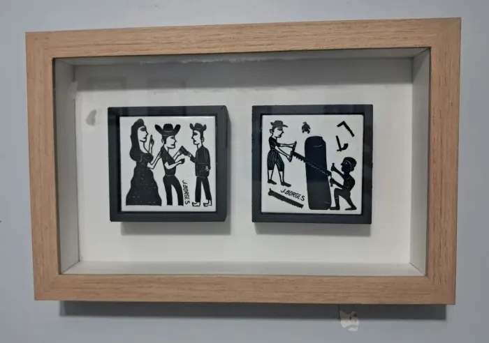 Obra de Arte Autêntica de J. Borges - Cerâmicas em Moldura Caixa Alta