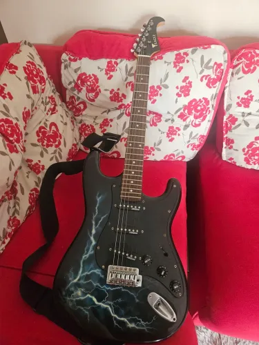 Vendo guitarra eagle personalização exclusiva
