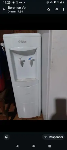 Vendo esse bebedouro, novo nunca usei por apenas 800$, faço entrega