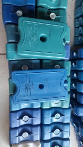 Vende-se placas de gelo frio - vários tamanhos