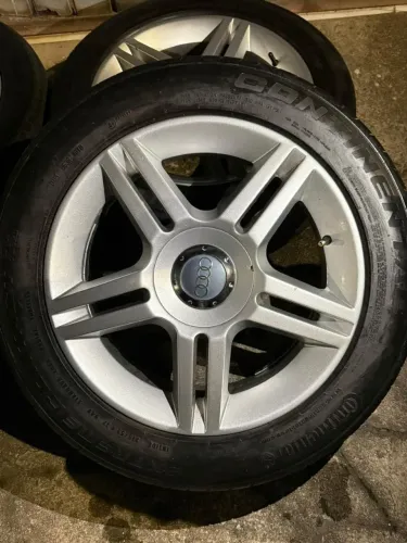 Rodas com pneus Audi original pneus Continental aro 17 original <br>