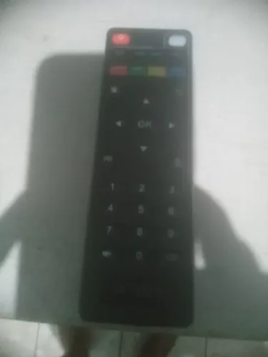 Controle de TV box novinho