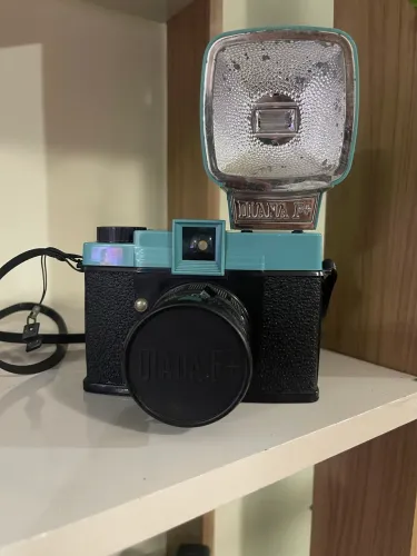 Diana F+