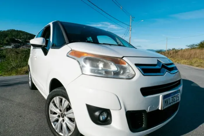 Citroen C3 Picasso GLX 1.5 Flex 8V 5P Mec. 2014