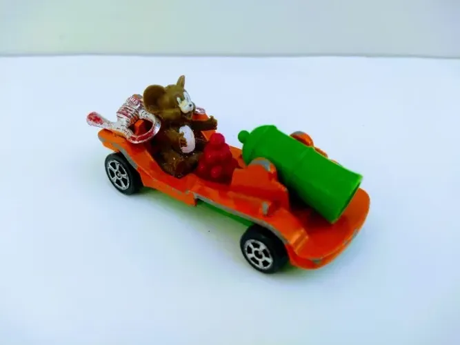 Carrinho Corgi Tom & Jerry Vintage