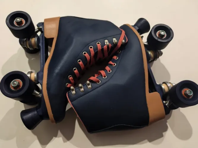 Patins Oxer Retrô 4 Rodas Adulto