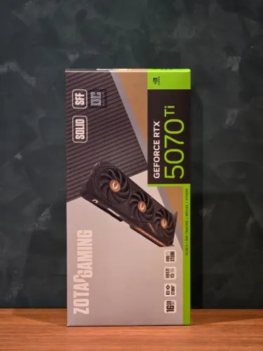 Placa de Vídeo Zotac Gaming GeForce RTX 5070 Ti SOLID OC