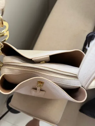 Vendo bolsa off nova 