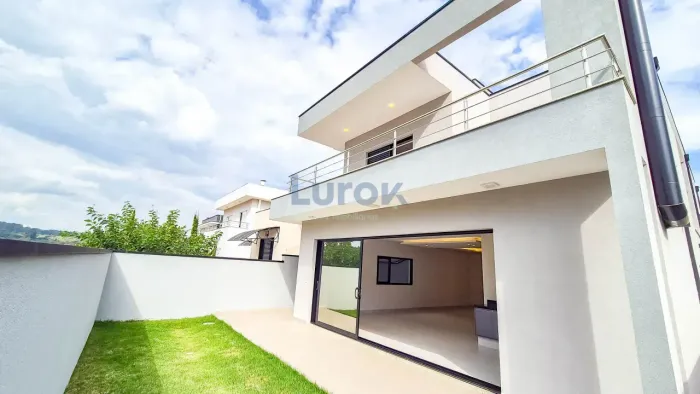 Casa 3 suítes à Venda - Condomínio Vita Verdi - Valinhos / SP