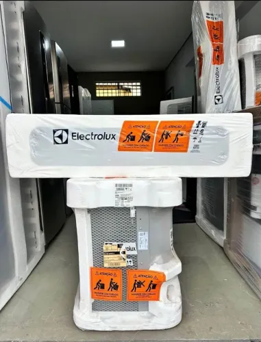 Ar condicionado inverter Da Electrolux novo!