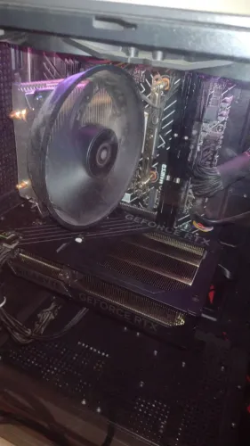 Cumpador gamer com rxt5060ti e ryzen7 5700g
