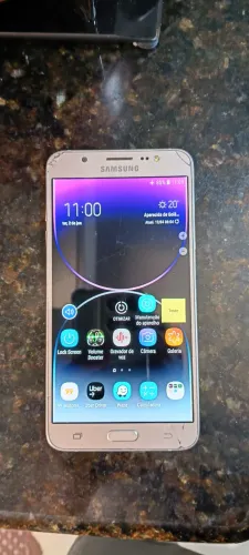 Galaxy J7 