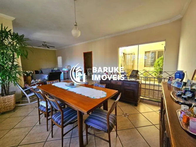 Casa 3 quartos 1 suíte à venda no bairro JARDIM REGENTE