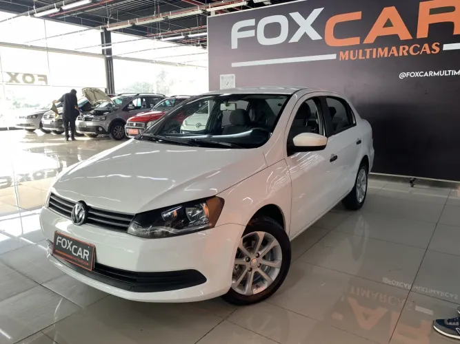 Volkswagen Voyage 2014