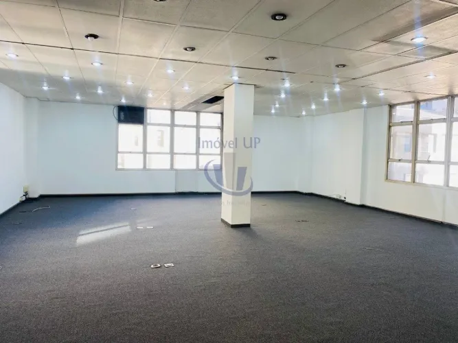PARA LOCAÇÃO Sala Comercial 94 m² R$ 5.900 + Encargos
