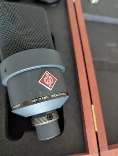 Neumann TLM 103 Preto + Caixa Original da Alemanha 