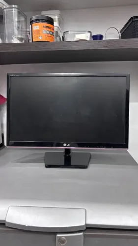 Monitor TV LG 24 Full HD - M2451DS-PS