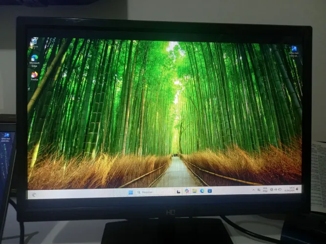 MONITOR HQ / 20" (MUITO NOVO)