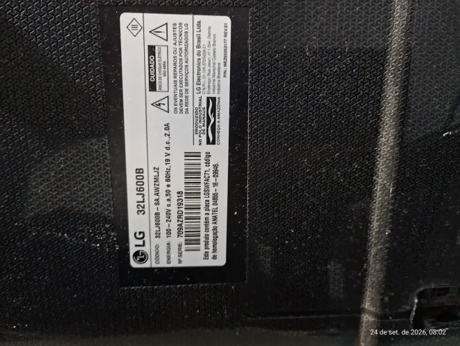 Vendo tv 32 p com wi-fi integrado e sintonizado