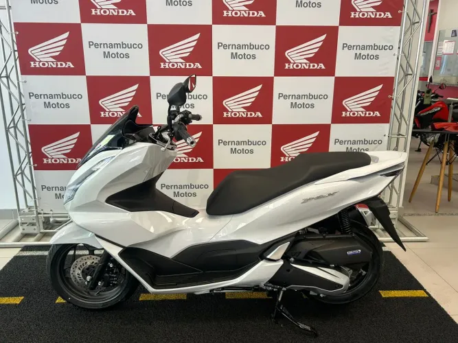 PCX branca, 160 / 26/27 zero.