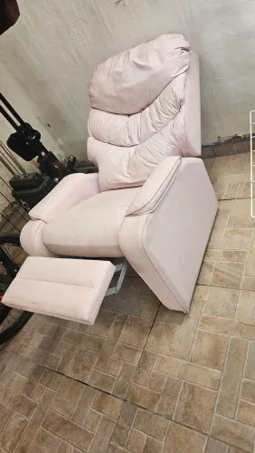 Vendo poltrona reclinável