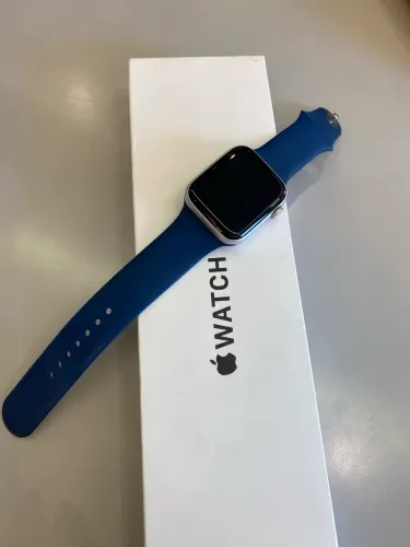 Apple Watch SE 44 mm