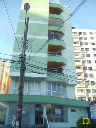 Loja no Centro de Florianópolis com 214 m² e vaga de garagem