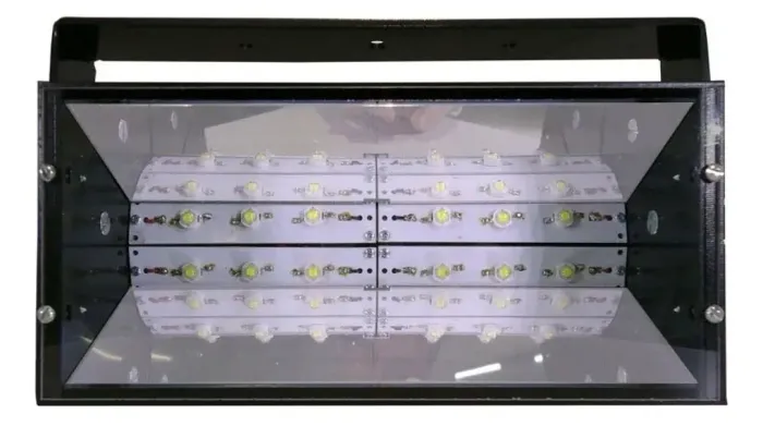 Super Strobo de Led E750 Branco Equivalente 750W