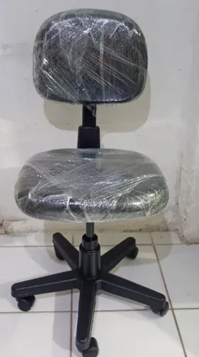 Cadeira de escritório back system sem braços 