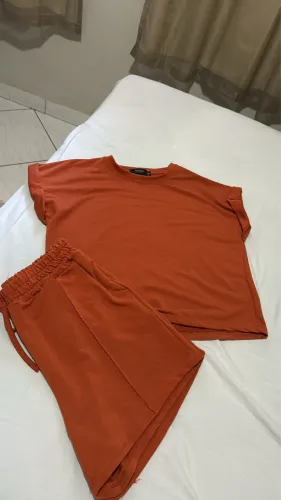 Desapego de roupas novas e semi novas