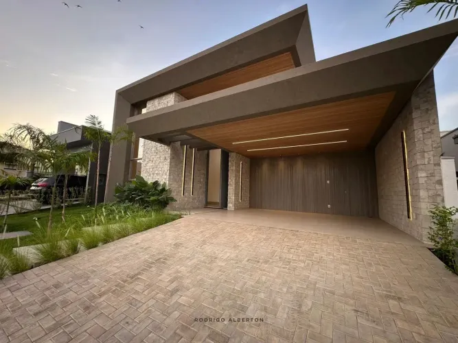 Casa Térrea Florais do Vale, Nova com 3 suites + Escritorio, Ambientes integrados.