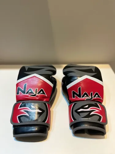 Luva 12oz naja + brinde luva naja 10oz 