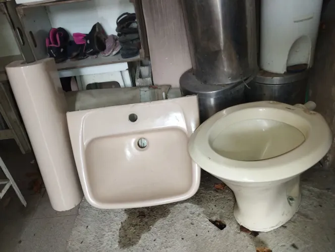 Vaso e lavatório para banheiro Usado