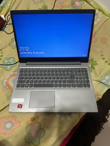 Notebook gamer Lenovo S145 8 gb ram Ryzen 5 + Vega 8 (Roda Jogos / Perfeito Estado)