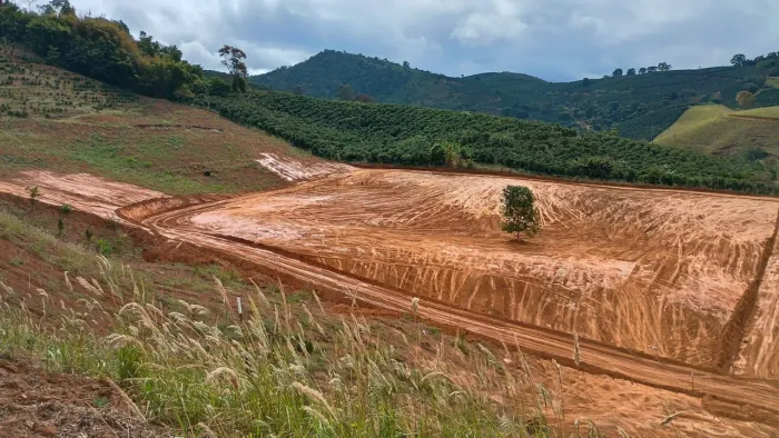 Vende-se chácara em Santa Rita de Minas