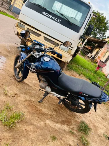 VENDE-SE MOTO CG 150 2015