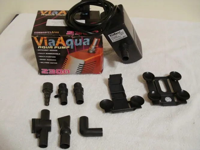 BOMBA SUBMERSA PARA AQUÁRIOS VIA AQUA 2300L/H 127V