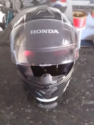 Capacete Honda novo 58