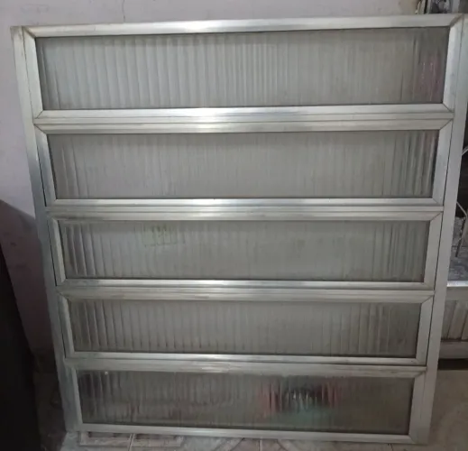 2 Janelas basculantes 5 folhas 100x93