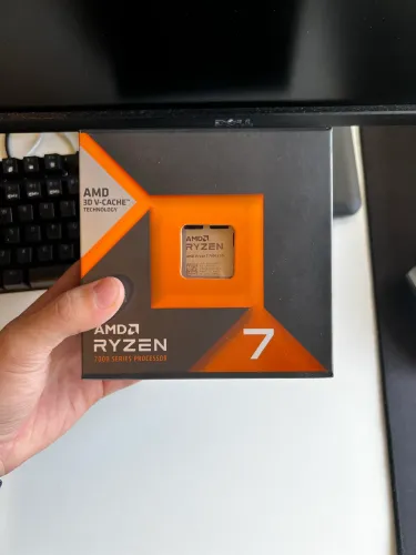 Processador AMD Ryzen 7 7800X3D 8 Core 16 Thread 5.0GHz