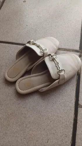 Mule e botinha infantil
