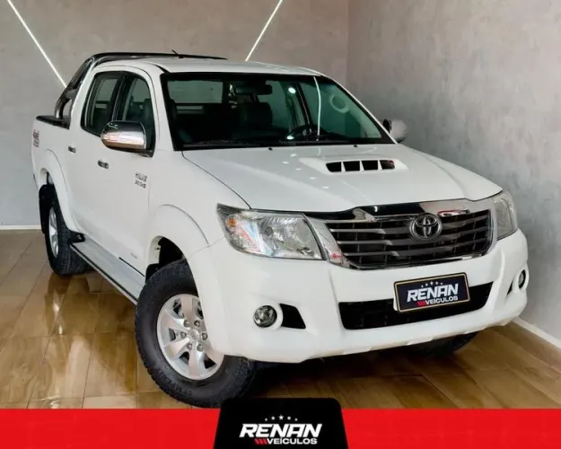 Toyota Hilux CD SRV D4-d 4X4 3.0 TDI Diesel AUT 2015