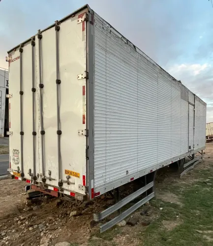 Baú Seco Facchini ( 11,50mts )