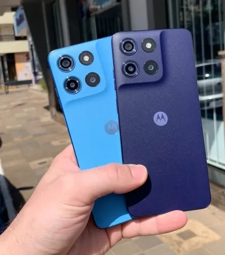 Motorola G17 256GB - Novo