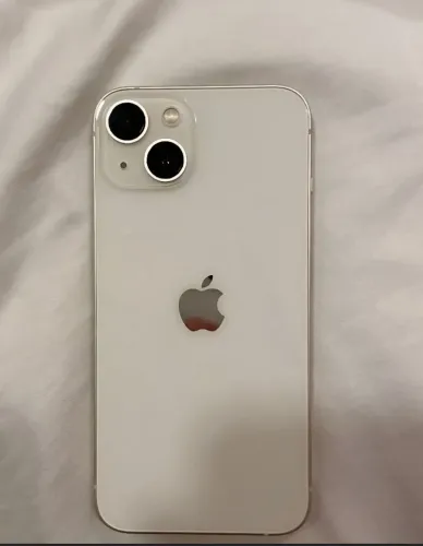 iPhone branco usado, conservado, funcionando perfeitamente. Ótimo estado!