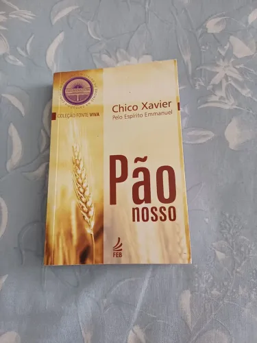 Livro pão nosso Chico Xavier 