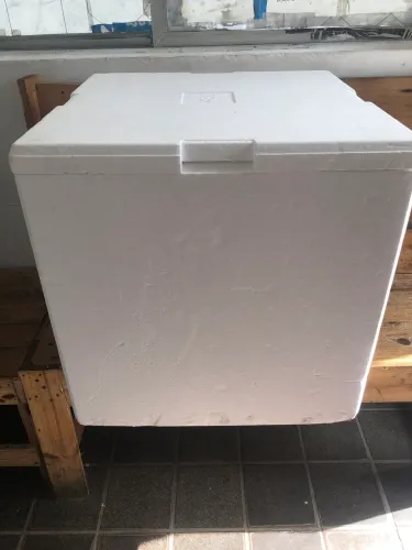 Caixa de isopor 48L parede tripla
