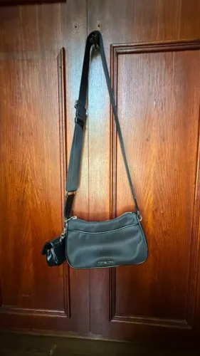 Bolsa Michael Kors Tiracolo Nylon Preta Original com Mini Pouch