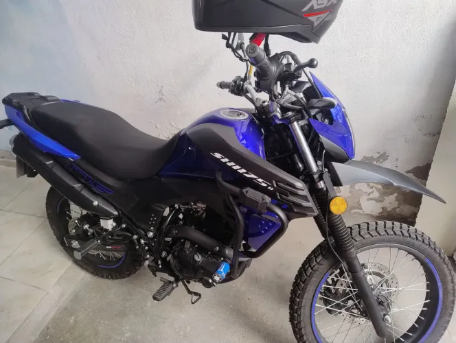 Moto Shi175 injetada 2026 nova, há 20 dias que comprei