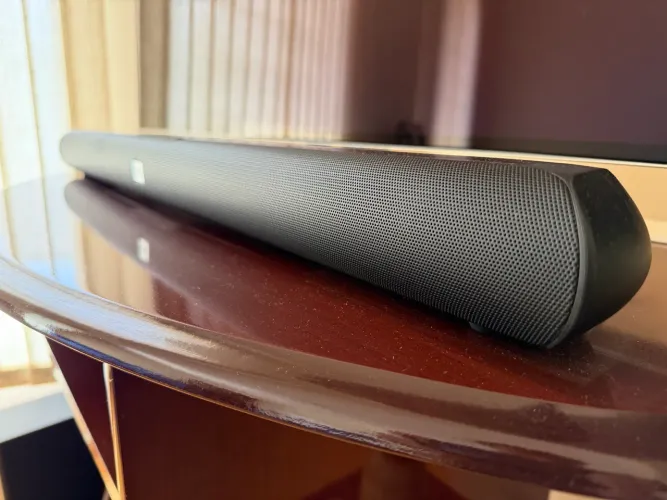 Barra de som JBL Cinematic 2.1 com subwoofer sem fio
